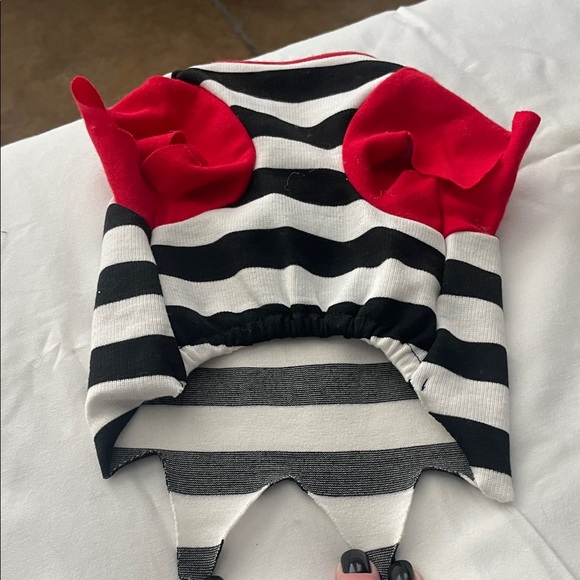 Pet Pirate costume 🤣 🐶 Pirate Striped One Piece with Hat. For 5-6 pound dog - Picture 4 of 5